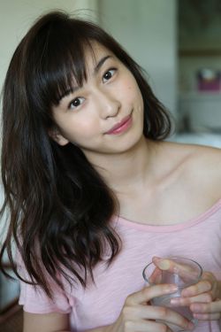 日高法子